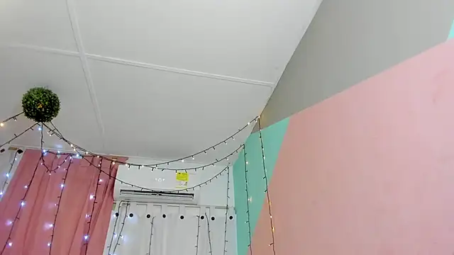 valentina 0  online show from March 2, 5:12 am