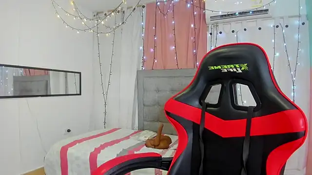 valentina 0  online show from March 18, 3:31 am