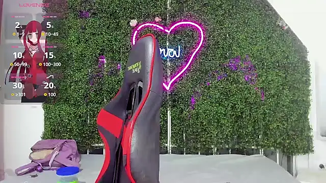 valentina 0  online show from December 15, 9:19 pm