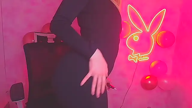 Milka kiss  online show from February 13, 3:56 pm