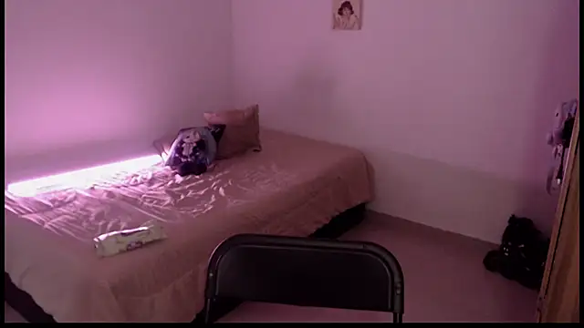 liz-beths online show from April 12, 10:04 pm