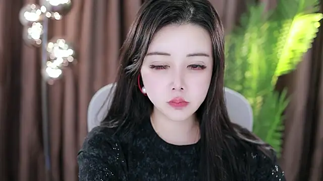 Snapshot of Qiaoqiao_ chatting on January 21, 2:15 pm Qiaoqiao online show from January 21, 2:15 pm