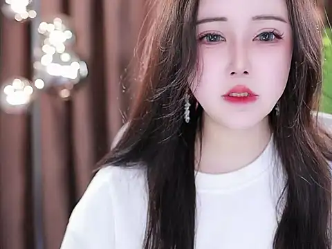 Snapshot of Qiaoqiao_ chatting on March 6, 7:47 am Qiaoqiao online show from March 6, 7:47 am