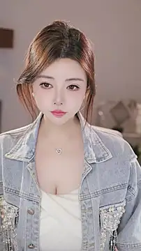 Qiaoqiao  online show from December 20, 4:14 pm