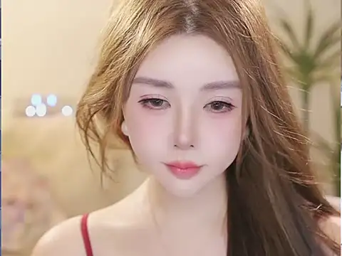 Snapshot of Qiaoqiao_ chatting on July 5, 6:04 pm Qiaoqiao online show from July 5, 6:04 pm