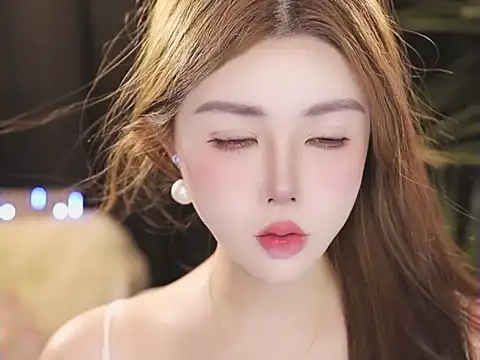 Snapshot of Qiaoqiao_ chatting on July 16, 7:20 pm Qiaoqiao online show from July 16, 7:20 pm
