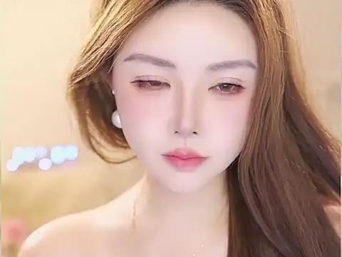 Snapshot of Qiaoqiao_ chatting on July 28, 6:20 pm Qiaoqiao online show from July 28, 6:20 pm