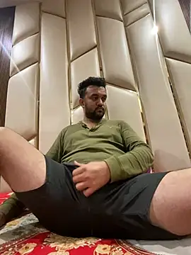 Snapshot of BengaliBabu_Rohan chatting on January 26, 5:34 pm BengaliBabu Rohan online show from January 26, 5:34 pm