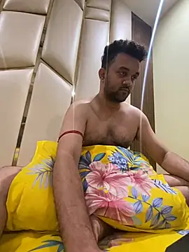 Snapshot of BengaliBabu_Rohan chatting on March 1, 8:10 pm BengaliBabu Rohan online show from March 1, 8:10 pm