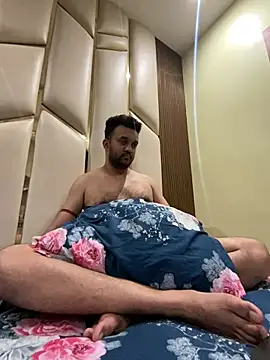 Snapshot of BengaliBabu_Rohan chatting on March 6, 6:26 pm BengaliBabu Rohan online show from March 6, 6:26 pm