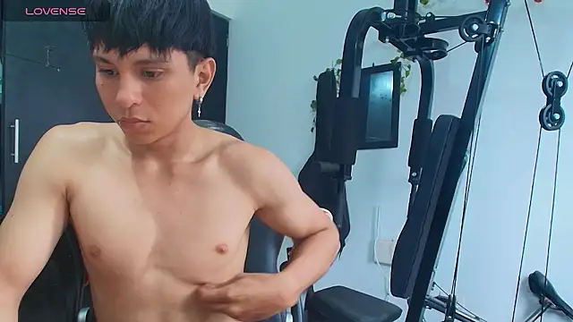 Snapshot of Haruto2001 chatting on March 29, 2:17 pm Haruto2001 online show from March 29, 2:17 pm