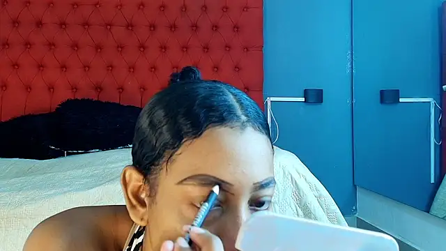 flavia cruz online show from January 18, 7:17 pm