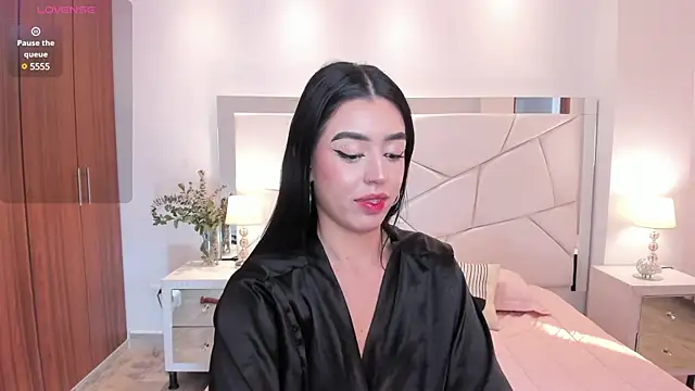 Snapshot of zoee_jackson chatting on February 28, 9:44 pm zoee jackson online show from February 28, 9:44 pm