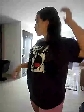 Naty Santos online show from February 3, 8:03 pm