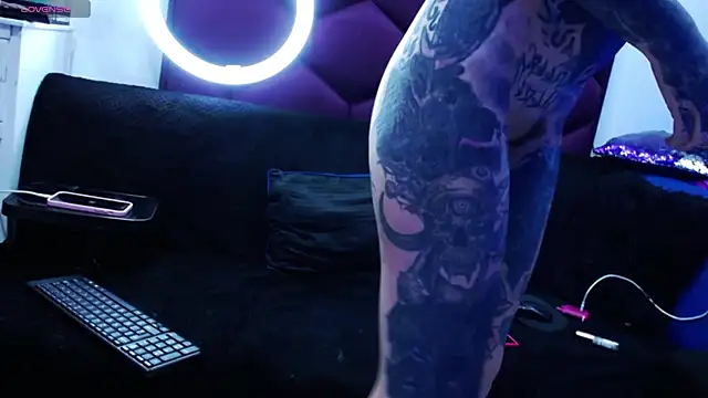 TyphoidMary online show from February 19, 10:42 pm