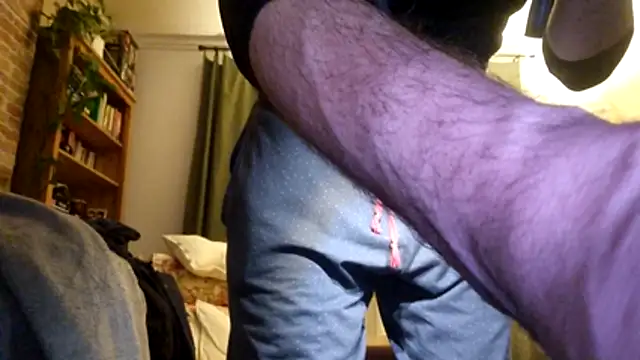 stavroun online show from February 14, 8:49 pm