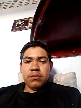 josue19x online show from March 1, 5:37 pm
