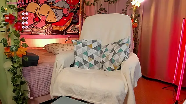 Snapshot of _Forest_Lina_ chatting on February 8, 4:14 pm Forest Lina online show from February 8, 4:14 pm