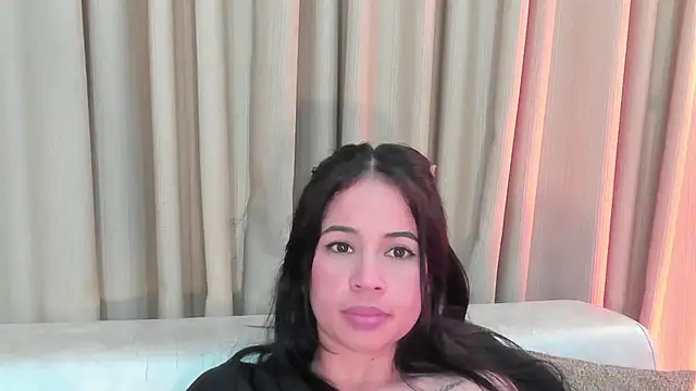 Snapshot of SabrinaWarrenn chatting on February 22, 3:36 pm SabrinaWarrenn online show from February 22, 3:36 pm