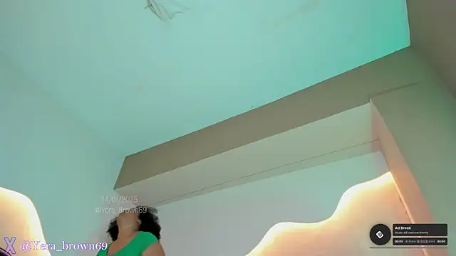 yerabrown69 online show from January 14, 12:35 pm