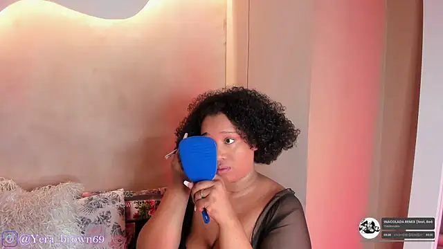 yerabrown69 online show from January 17, 12:21 pm