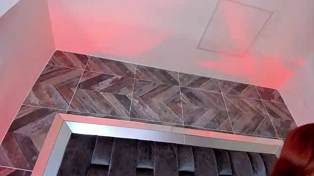 TaniaSmith1 online show from March 12, 10:39 pm