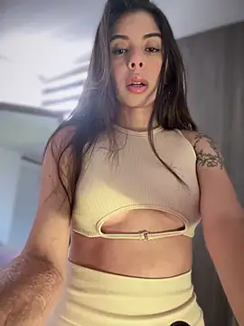 AmmyCollinsW online show from February 19, 8:31 pm