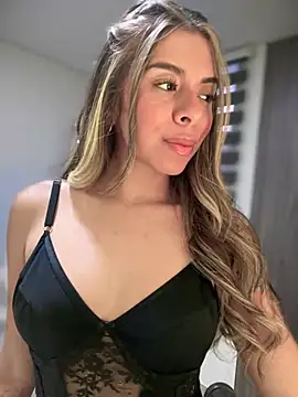 AmmyCollinsW online show from March 19, 11:14 pm