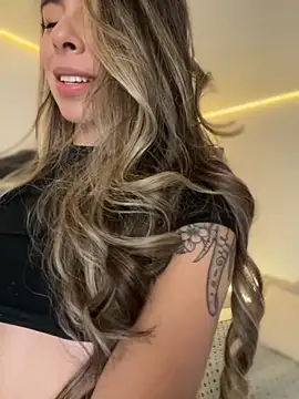 AmmyCollinsW online show from October 3, 8:06 pm