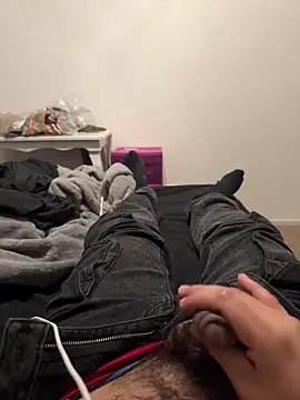 alanrguzoso012 online show from November 15, 9:17 am