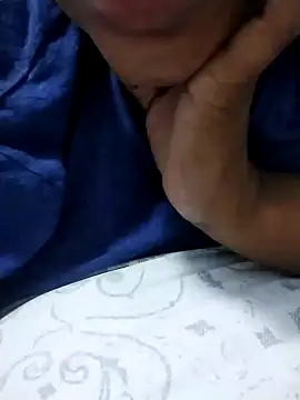 Bustyslave48 online show from February 12, 8:48 pm