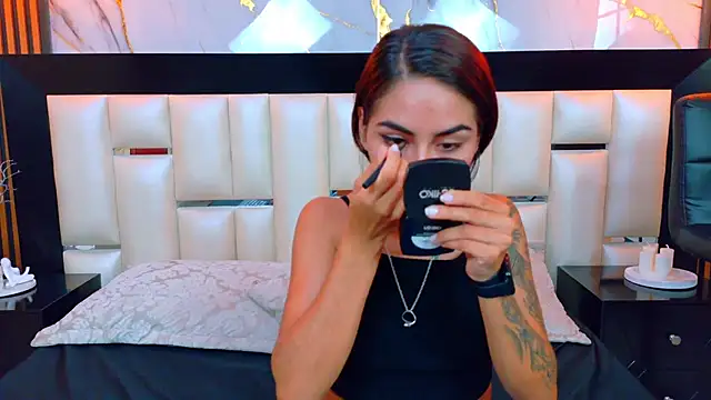 NicoleEsposito online show from October 14, 1:39 am