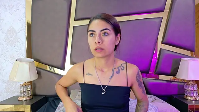 NicoleEsposito online show from October 20, 1:33 pm