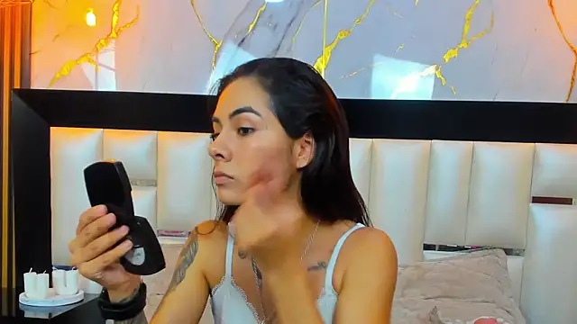 NicoleEsposito online show from January 11, 1:10 am