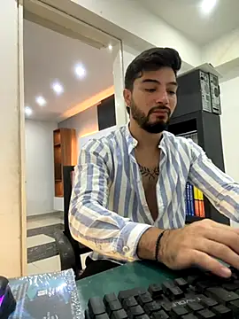  tony8 online show from November 21, 4:49 pm