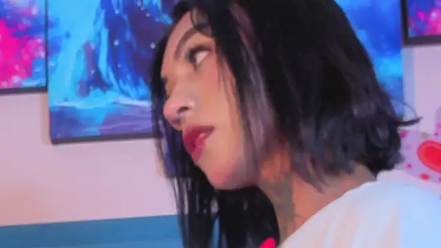 Snapshot of Kaataleya_horny chatting on February 18, 1:34 am Kaataleya horny online show from February 18, 1:34 am