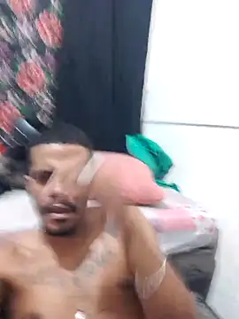 Srdan28 online show from April 17, 4:04 am