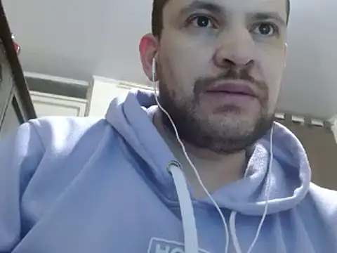 camiloking1720 online show from February 3, 4:46 am