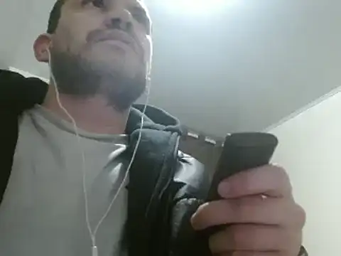 camiloking1720 online show from February 5, 5:09 pm