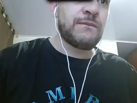 camiloking1720 online show from February 19, 6:32 pm