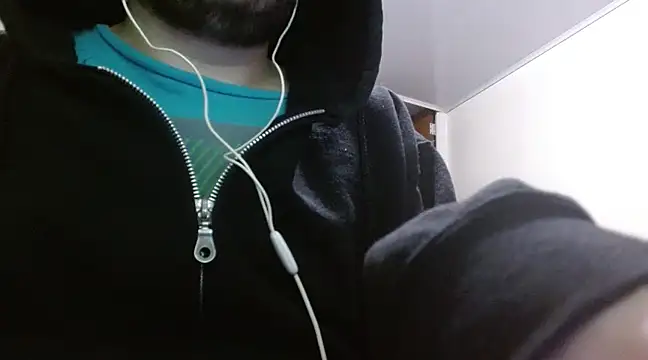 camiloking1720 online show from March 12, 11:22 pm