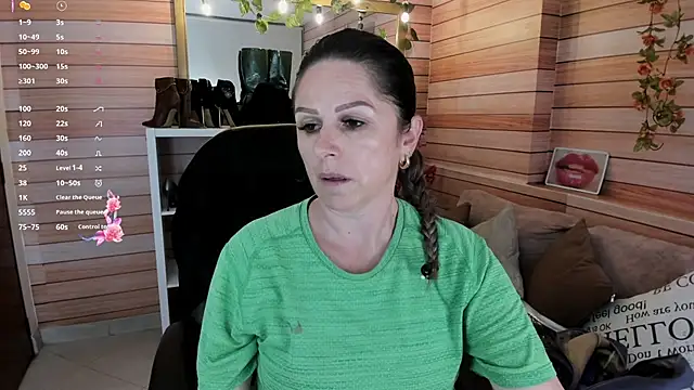 Victoria collins 1 online show from March 23, 11:25 am