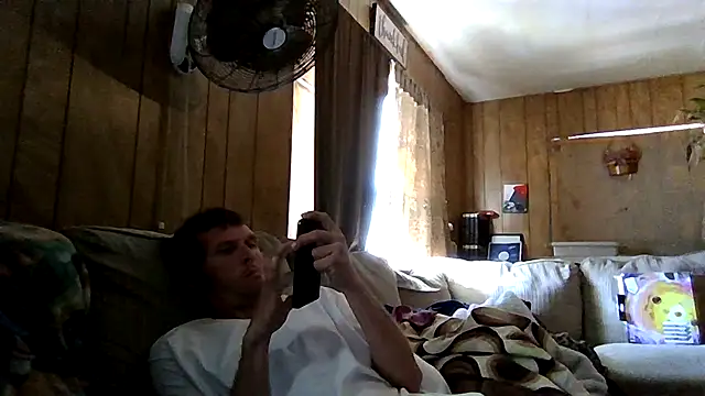 Snapshot of luke_thighwalker2469 chatting on December 15, 5:42 pm luke thighwalker2469 online show from December 15, 5:42 pm