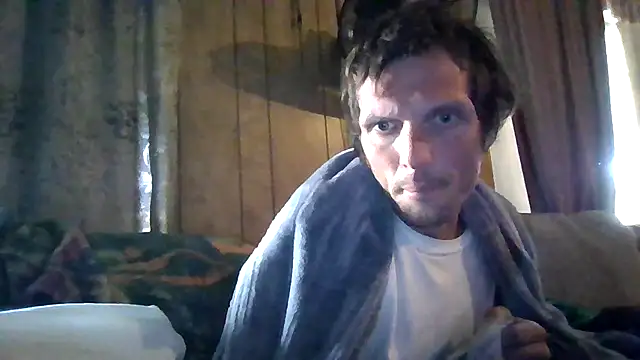 Snapshot of luke_thighwalker2469 chatting on December 16, 3:32 pm luke thighwalker2469 online show from December 16, 3:32 pm