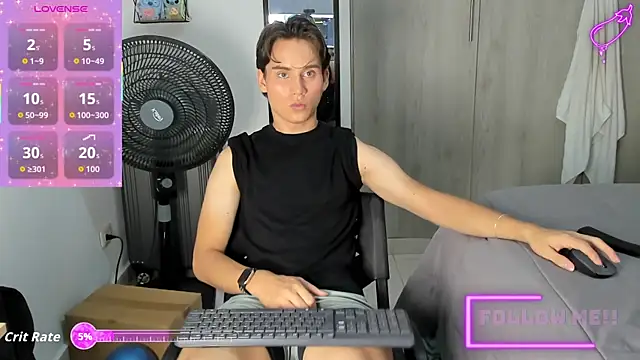 Snapshot of jackson_millers chatting on June 6, 11:20 pm jackson millers online show from June 6, 11:20 pm
