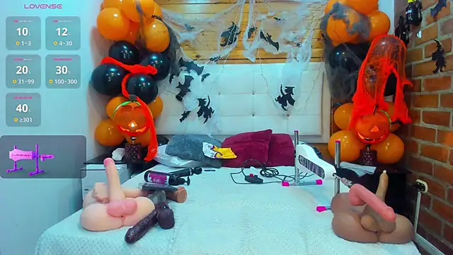 Snapshot of Dulcex69 chatting on October 11, 7:01 pm Dulcex69 online show from October 11, 7:01 pm