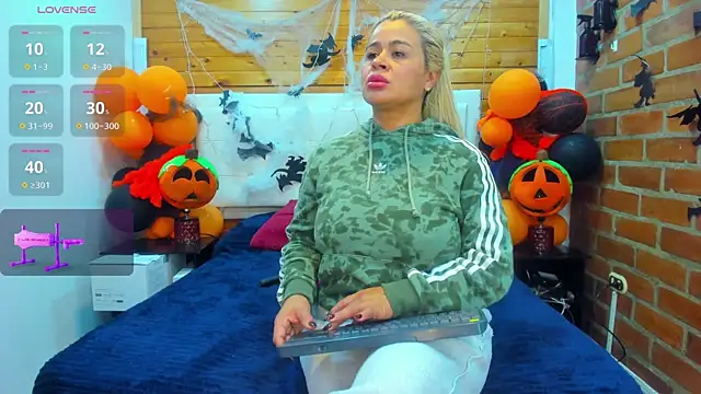 Dulcex69 online show from October 24, 10:00 am