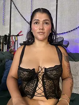 Snapshot of yey_bdsm chatting on September 12, 5:46 pm yey bdsm online show from September 12, 5:46 pm