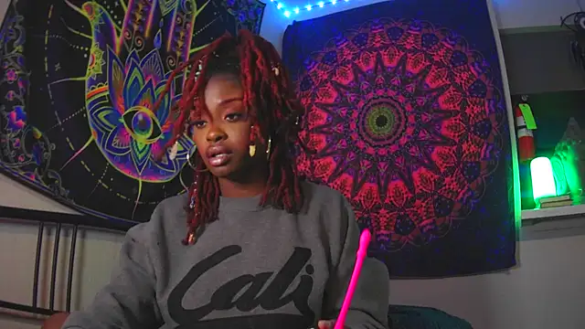 Tatithegoddess online show from February 13, 8:17 am