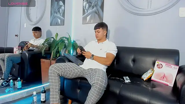 Cristopher strong online show from February 1, 12:47 pm